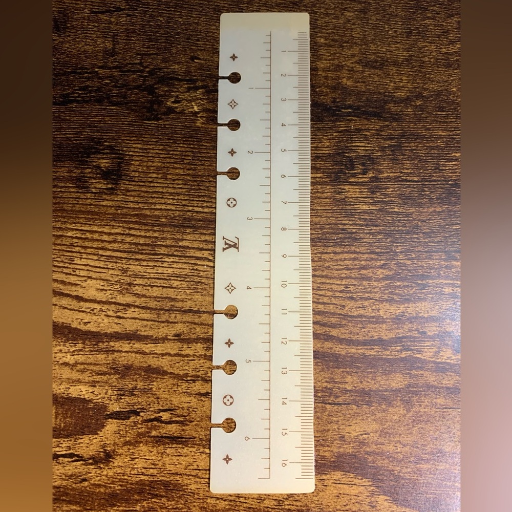 AUTH Louis Vuitton MM Agenda Page Marker Ruler